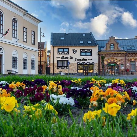 Paszto Fogado Bed & Breakfast エクステリア 写真